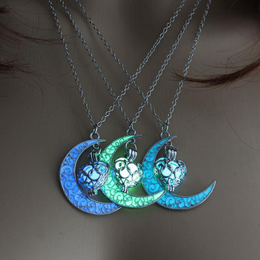 Glow In the Dark Crescent Moon Heart Pendant Necklace-Your Soul Place